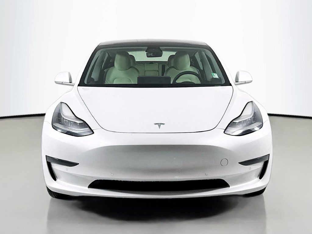 Used 2019 Tesla Model 3 Standard Range RWD image 3