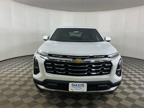 New 2026 Chevrolet Equinox LT w/ Convenience Package II image 2