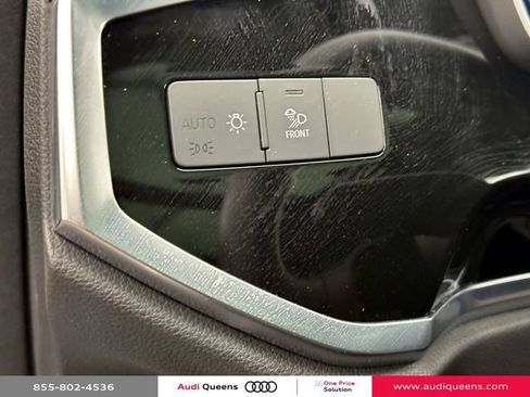 Used 2025 Audi Q3 2.0T Premium w/ Convenience Package AWD/4WD image 22