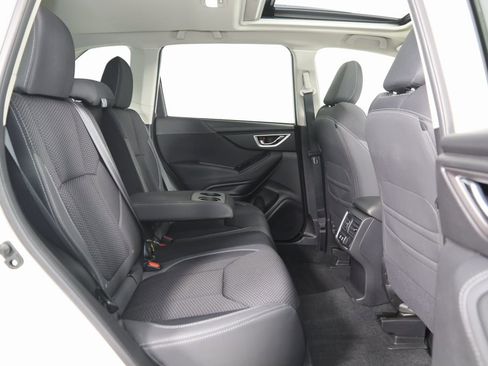 Used 2023 Subaru Forester Premium image 13