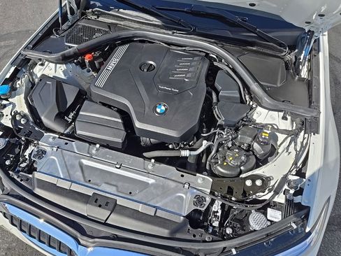 Used 2022 BMW 330i xDrive Sedan w/ M Sport Package image 45