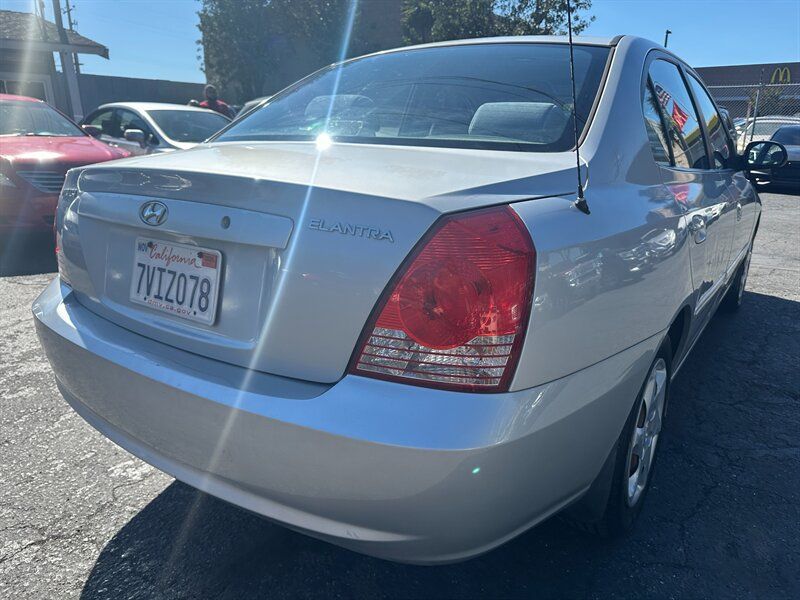 Used 2005 Hyundai Elantra GLS FWD image 5