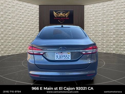 Used 2018 Ford Fusion SE FWD image 8