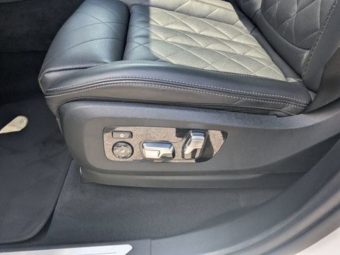Used 2024 BMW X5 sDrive40i RWD image 7