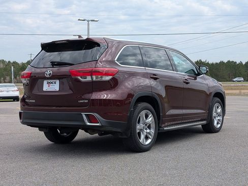 Used 2019 Toyota Highlander Limited image 5