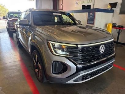 Used 2024 Volkswagen Atlas Cross Sport SE