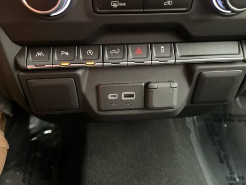 Used 2024 Chevrolet Silverado 1500 W/T w/ WT Value Package AWD/4WD image 23