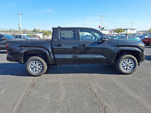 New 2026 Toyota Tacoma SR5 AWD/4WD image 8