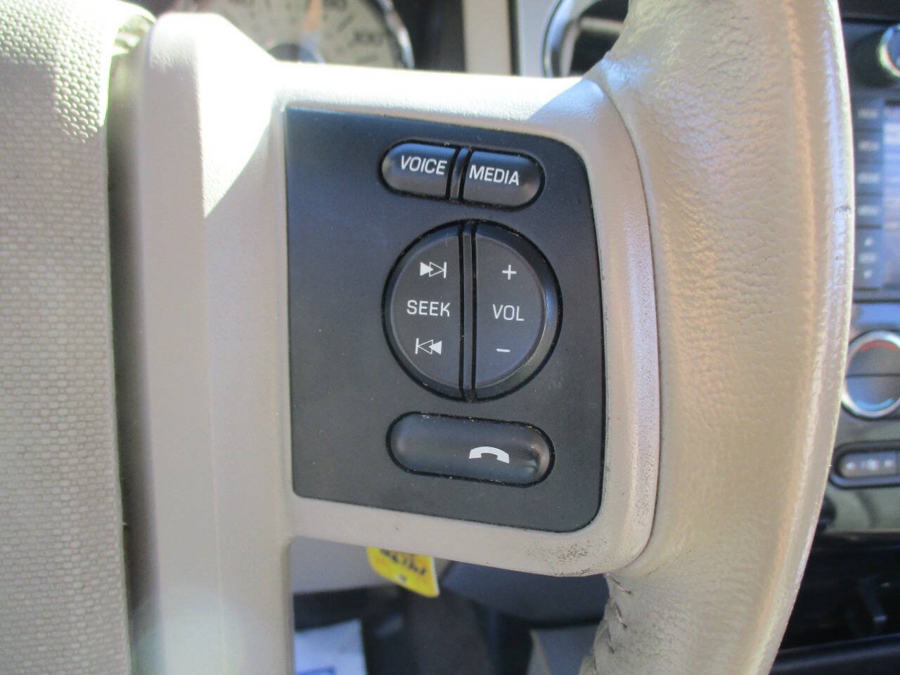 Used 2013 Ford Expedition EL Limited RWD image 13