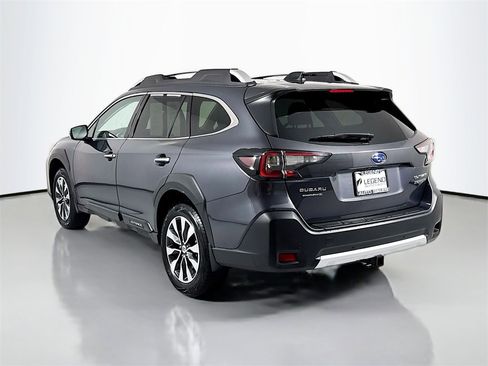 Used 2024 Subaru Outback Touring XT image 8