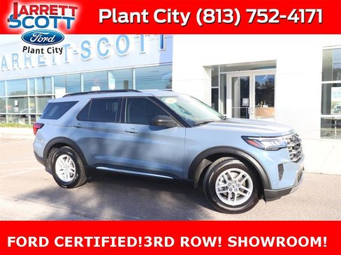 Used 2025 Ford Explorer Active image 1