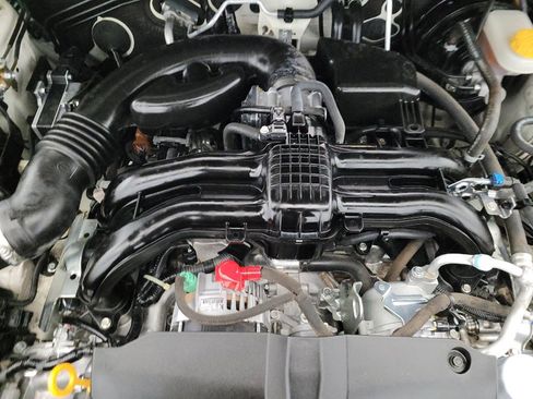 Used 2015 Subaru Crosstrek 2.0i Premium image 30