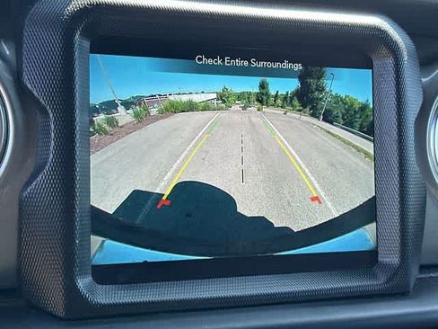 Used 2022 Jeep Wrangler Unlimited Sahara w/ LED Lighting Group AWD/4WD image 14
