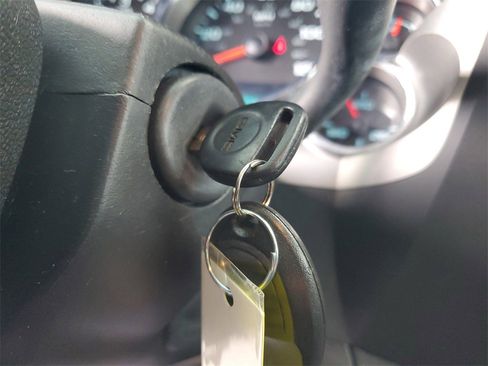 Used 2013 GMC Sierra 1500 SLE image 29