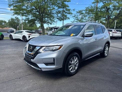 Used 2020 Nissan Rogue SV AWD/4WD image 5