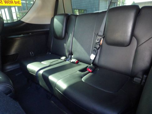 Used 2017 INFINITI QX80 4WD image 10