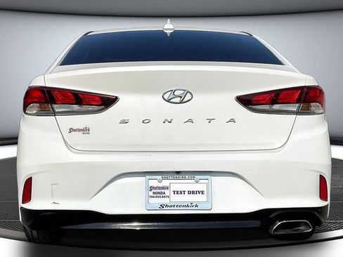 Used 2018 Hyundai Sonata SEL w/ Tech Package 04 FWD image 6