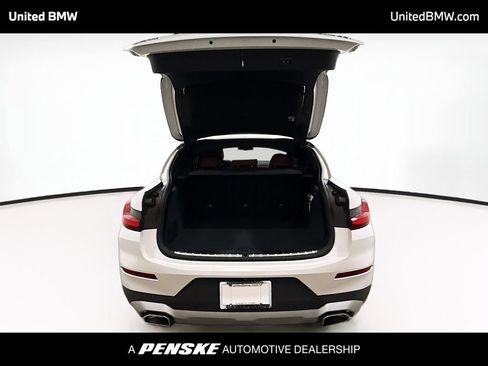 Used 2025 BMW X4 xDrive30i image 14