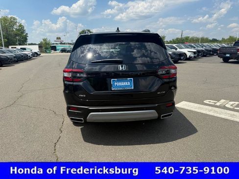 Used 2025 Honda Pilot Elite image 5