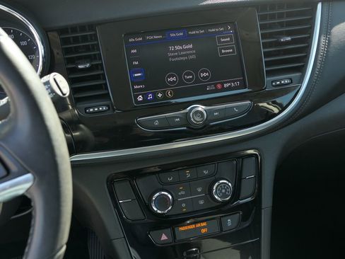 Used 2022 Buick Encore Preferred w/ Safety Package FWD image 20