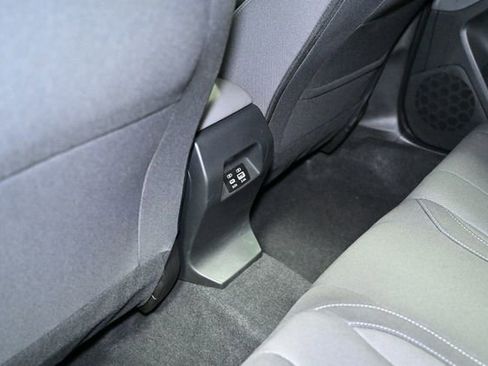 Used 2025 Subaru Crosstrek 2.5i Premium w/ Crosstrek Mirror Package image 39