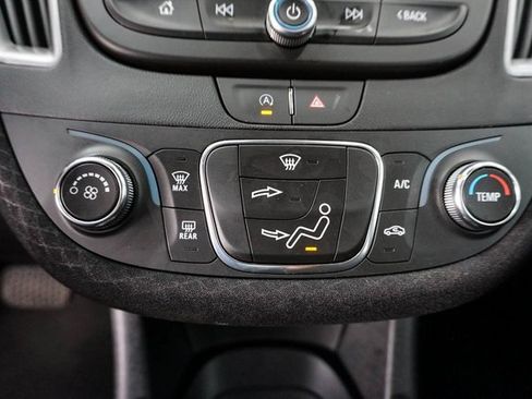 Used 2025 Chevrolet Malibu RS image 18