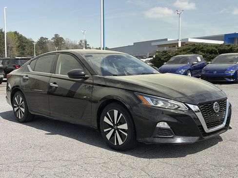 Used 2022 Nissan Altima 2.5 SV image 27