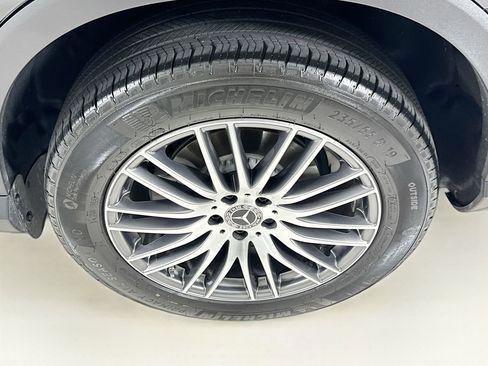 Used 2026 Mercedes-Benz GLC 300 image 34