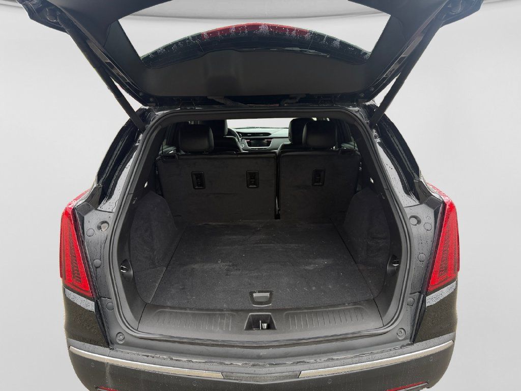 Used 2025 Cadillac XT5 Luxury AWD/4WD image 10