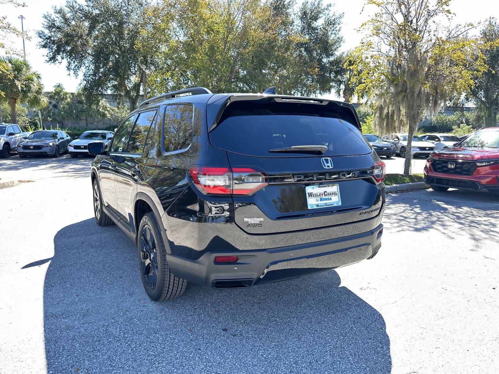 New 2026 Honda Pilot Black Edition image 4