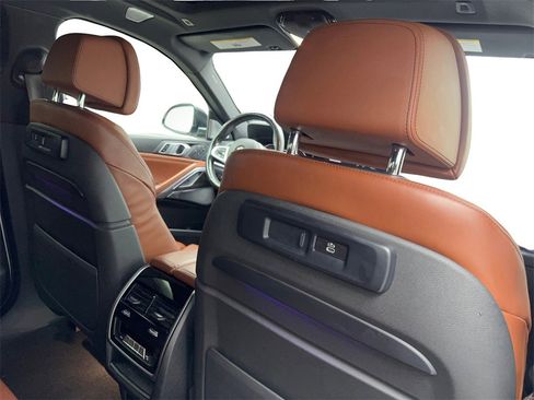 Used 2021 BMW X6 M50i w/ Executive Package image 42