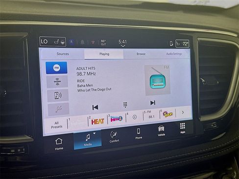 New 2025 Chrysler Pacifica Select w/ Fav Edition Package image 13