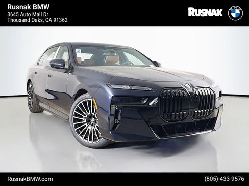 New 2026 BMW 740i w/ Executive Package RWD image 1