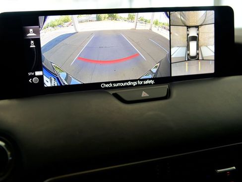 Certified 2025 MAZDA CX-70 Plug-In Hybrid w/ Premium Plus AWD/4WD image 20