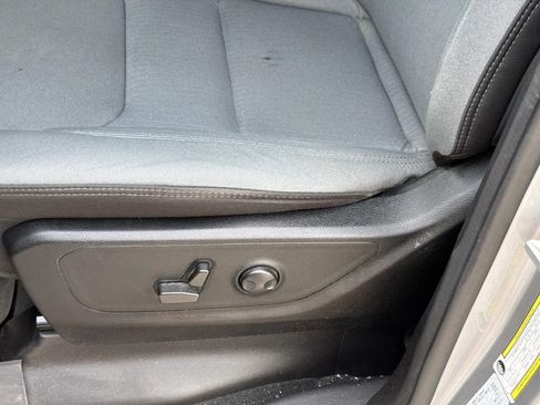 Used 2022 RAM 1500 Big Horn AWD/4WD image 22