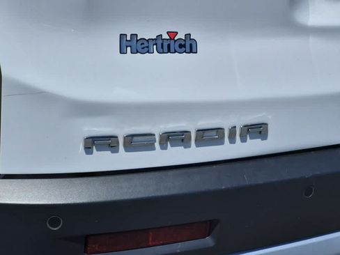 Used 2021 GMC Acadia SLT w/ Technology Package FWD image 27