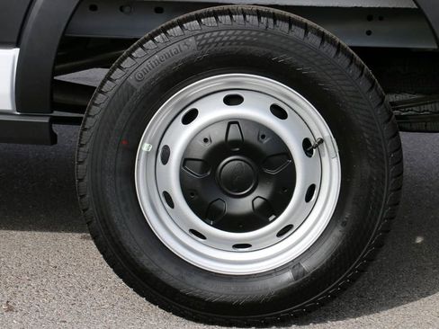 New 2026 Ford Transit 250 148 Medium Roof RWD image 8