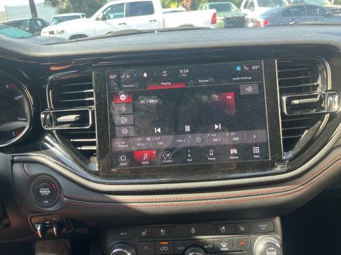 Used 2024 Dodge Durango GT AWD/4WD image 19