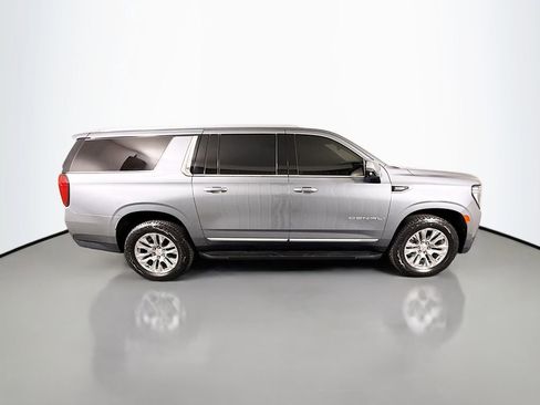 Used 2021 GMC Yukon XL Denali AWD/4WD image 8