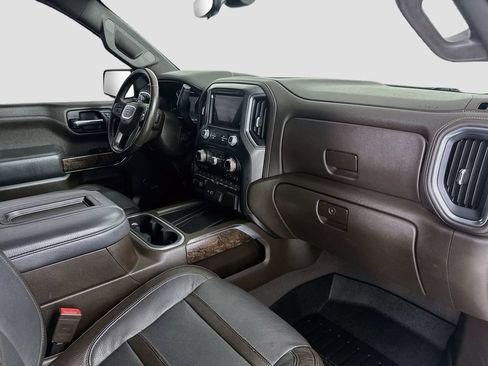 Used 2019 GMC Sierra 1500 Denali w/ Denali Ultimate Package AWD/4WD image 31