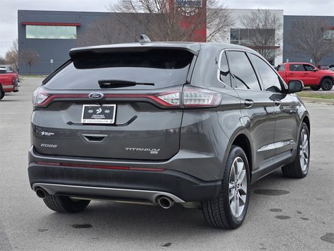 Used 2018 Ford Edge Titanium w/ Equipment Group 302A image 4