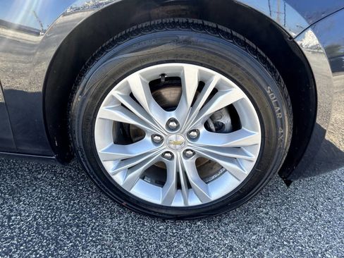 Used 2014 Chevrolet Impala LT image 24