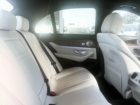 Used 2017 Mercedes-Benz E 300 w/ Premium 1 Package image 29