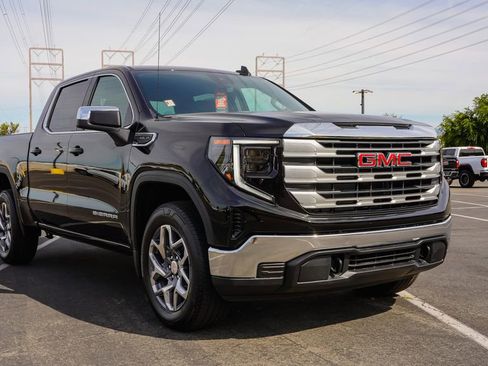 New 2026 GMC Sierra 1500 SLE w/ Max Trailering Package AWD/4WD image 5