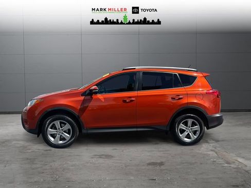 Used 2015 Toyota RAV4 XLE AWD/4WD image 2