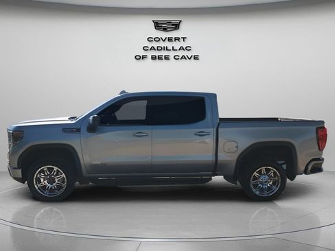 Used 2024 GMC Sierra 1500 AT4 w/ Technology Package image 5
