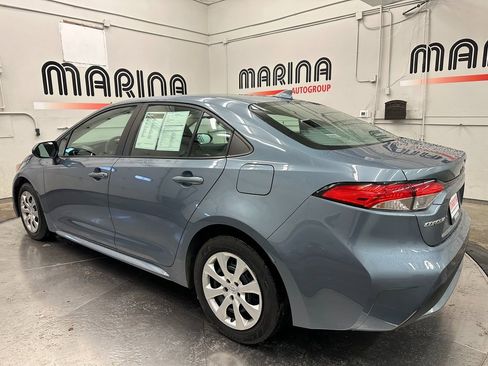 Used 2021 Toyota Corolla LE image 12