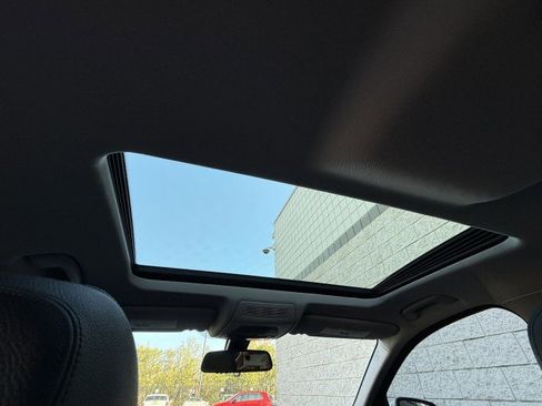 Used 2014 BMW 535d Sedan image 31