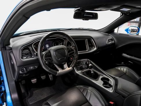 Used 2019 Dodge Challenger SRT Hellcat w/ Laguna Leather Package image 6