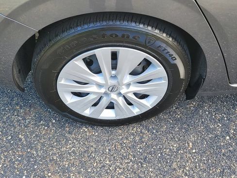 Used 2025 Nissan Sentra S FWD image 13